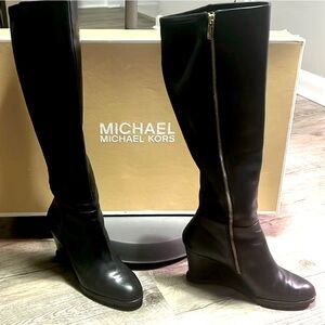 Black Michael  Michael Kors💋leather boots💋gently used